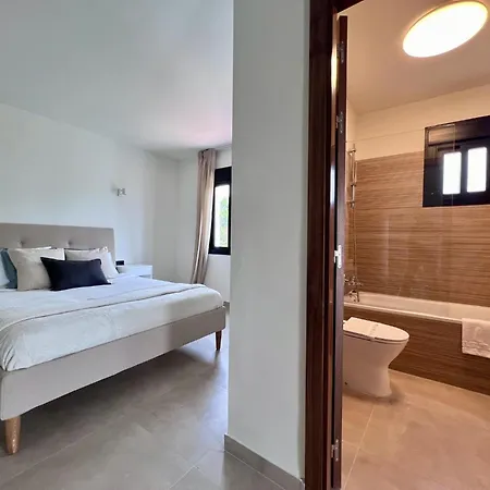 Casa Barra - 3 Bedroom With Private Pool - Lual Сasa de vacaciones *