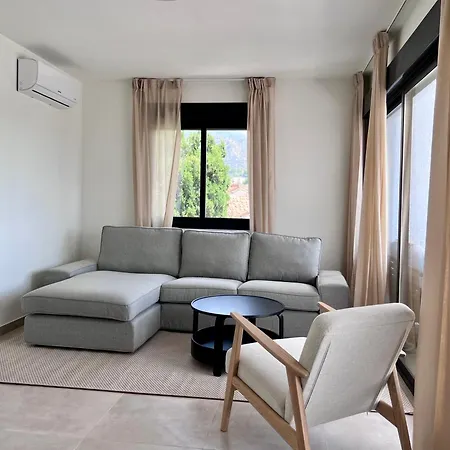 Casa Barra - 3 Bedroom With Private Pool - Lual * Nerja