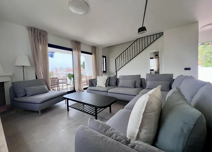 Casa Barra * نيرخا